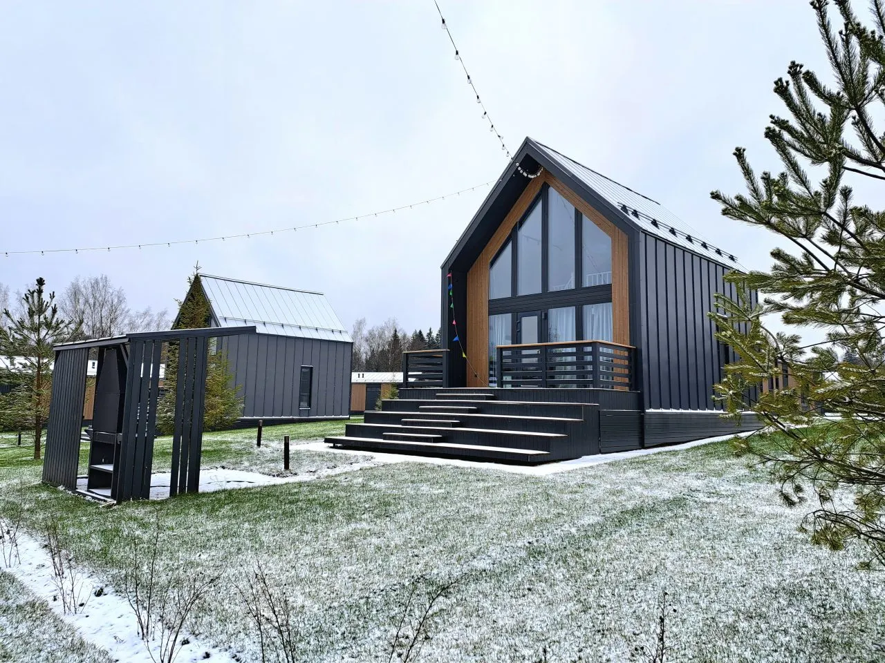 Уютный домик в лесу Ф3